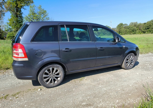 Opel Zafira cena 14500 przebieg: 237000, rok produkcji 2010 z Złotoryja małe 92